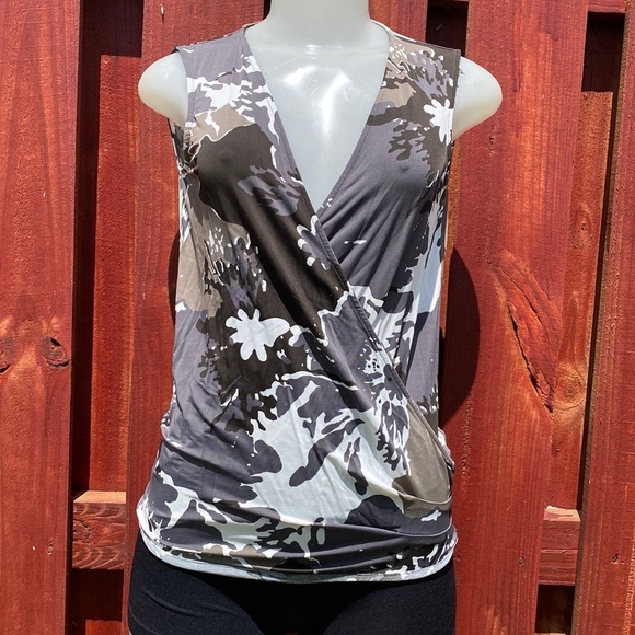 Simona Barbieri Twin Set Camouflage Top Size S - Picture 2 of 7